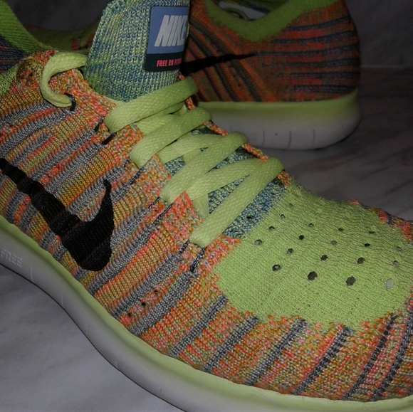 Nike Free RN Flyknit GS 3.5 Womens 5 Running Shoes - Picture 3 of 6